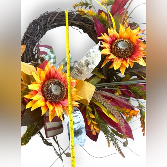 Sunflower Foilage and Bow Large Hanging Fall Wreath for Door or Wall Home Decor - Picture 10 of 13